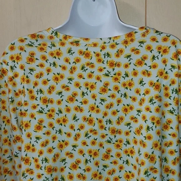 Lands End - Picture 4 of 8